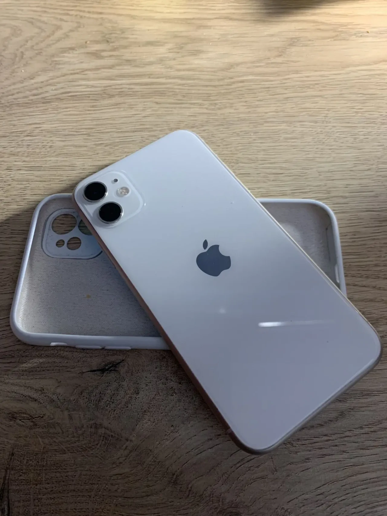 Iphone 11 64gb Майже новий 3