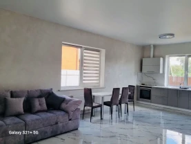 Долгосрочная аренда 4 комн.дома  130  кв.м.в с.Осещина