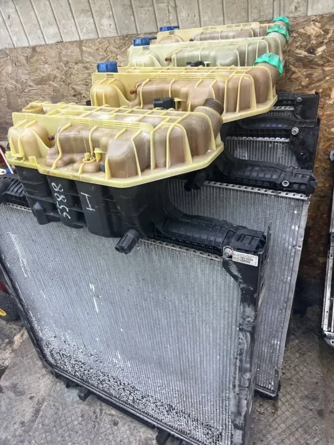 Ремонт радиаторов охлаждения в Днепре.  Устранение течи, пайка, восста 7