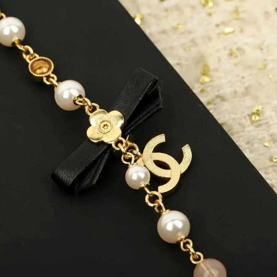 Намисто Chanel 5