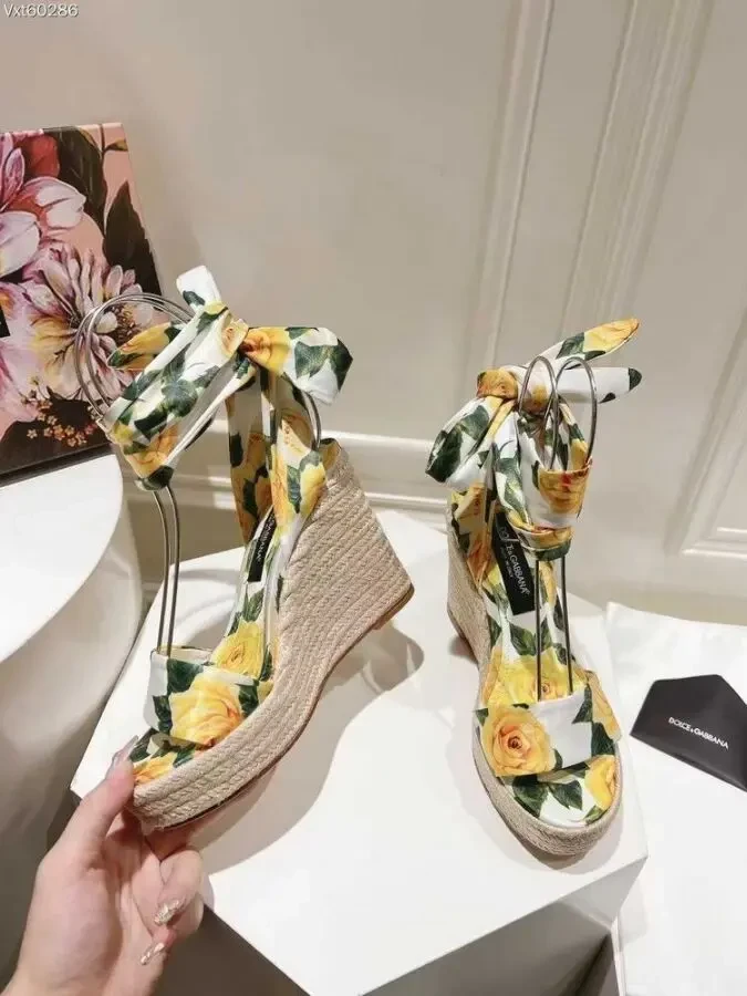 Босоніжки Dolce Gabbana на платформі 34-41 3