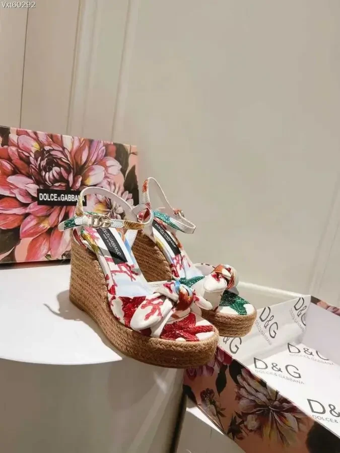 Босоніжки Dolce Gabbana на платформі 34-41 7