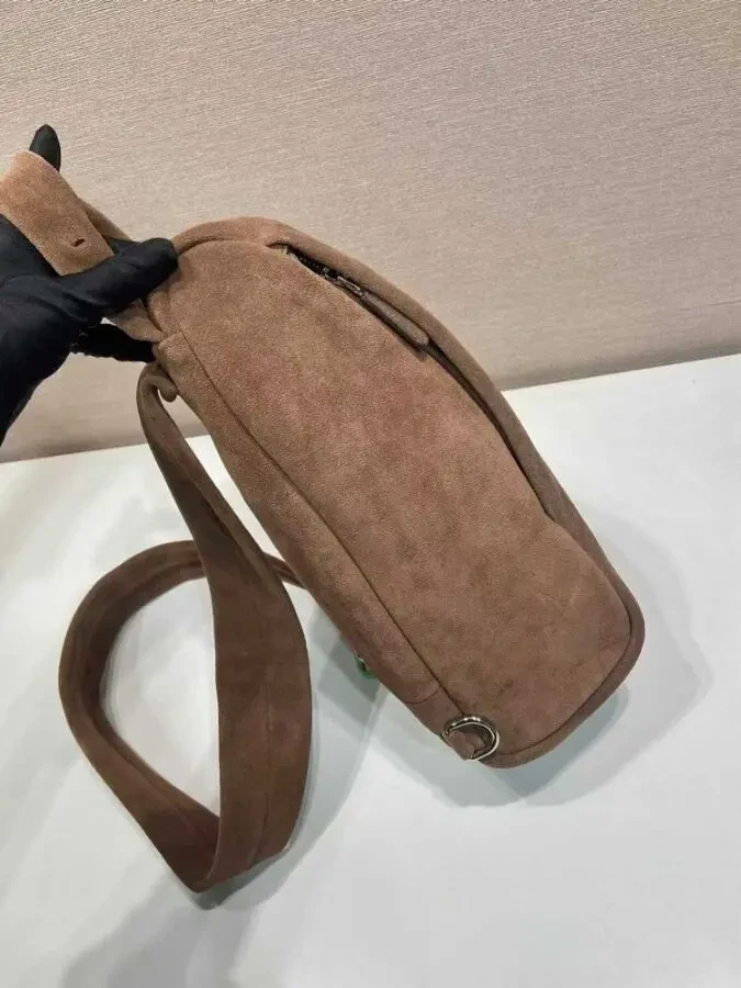 Сумка Prada крос-боді 3