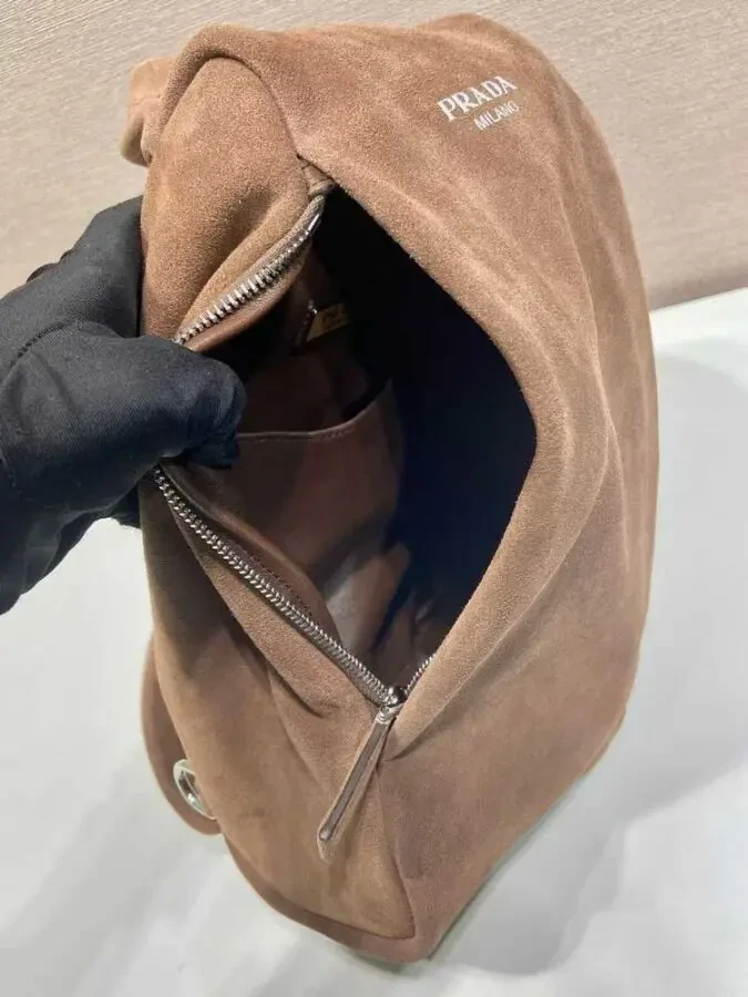 Сумка Prada крос-боді 8