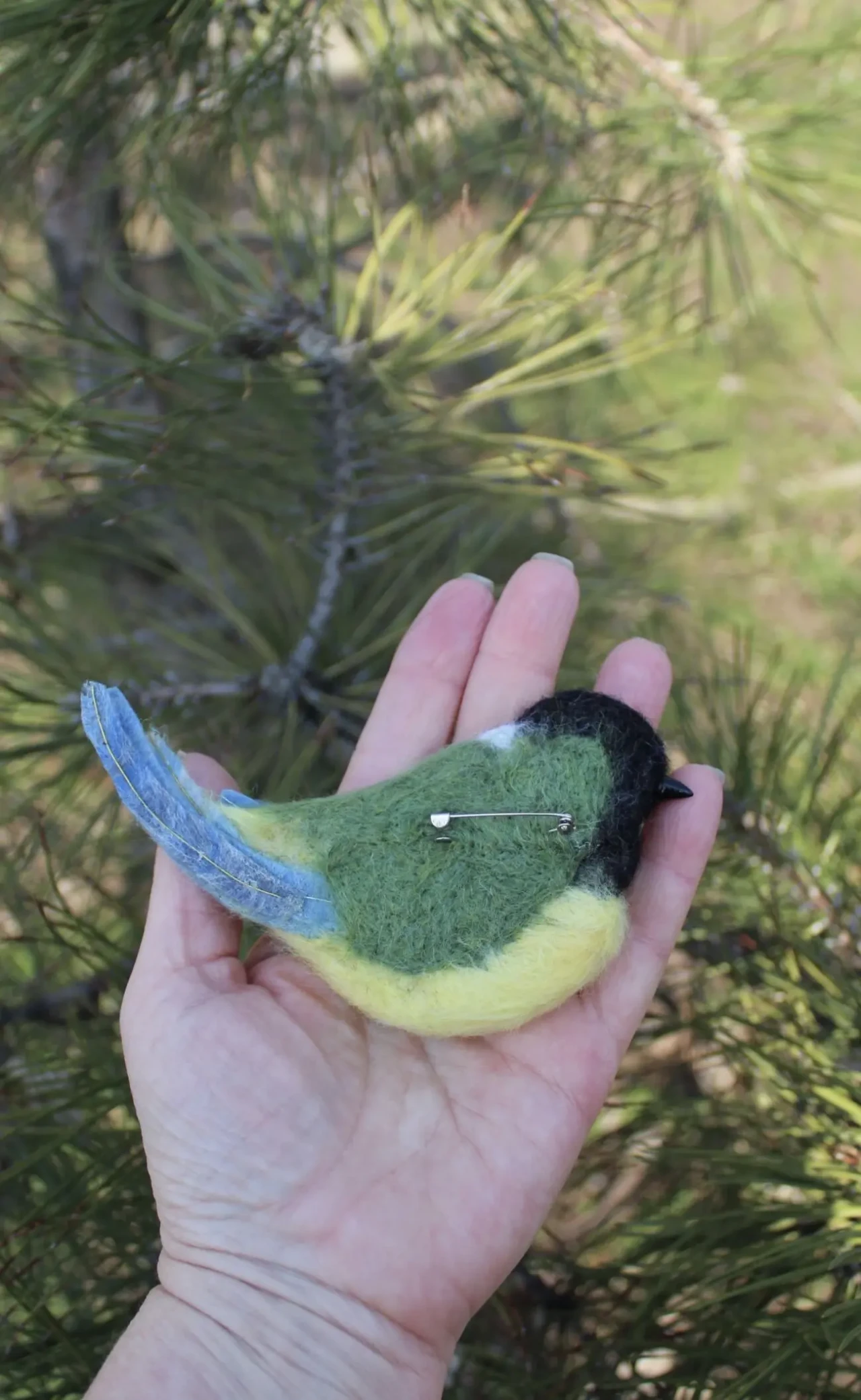 Брош валяна синичка іграшка хендмєйд птиця підвіска валяна прикраса 9