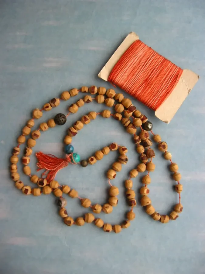 Мала чётки деревянные туласи, каменные и металл бусины в счете 108 и 1 4