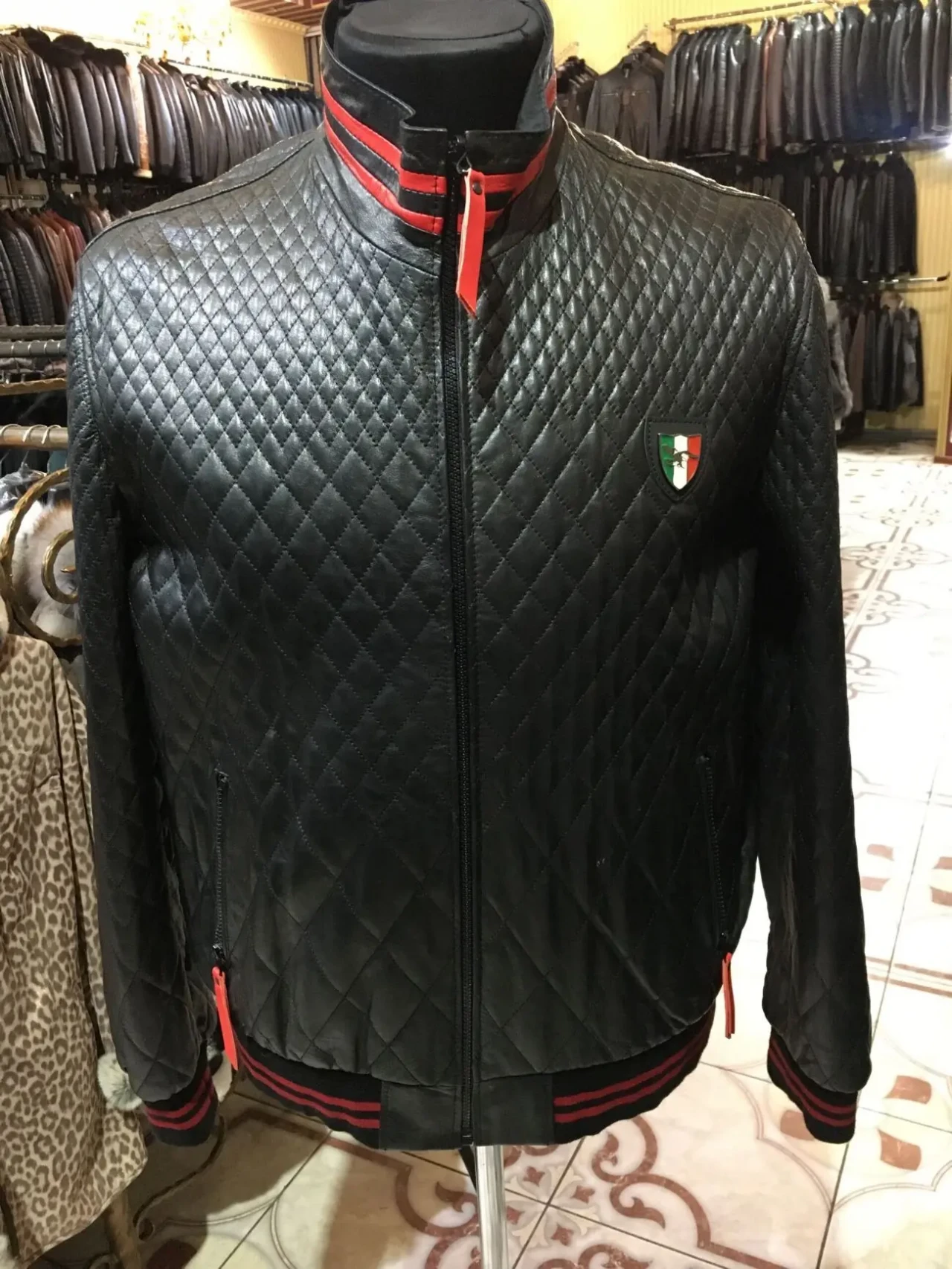 Куртки якісна шкіра 7