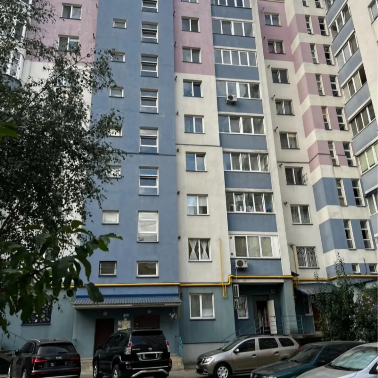 Продається квартира 2