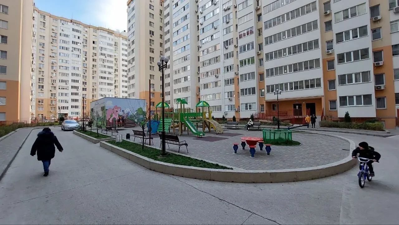 Продам 1-ком. квартиру от Собственника в ЖК Радужный (Новый дом)