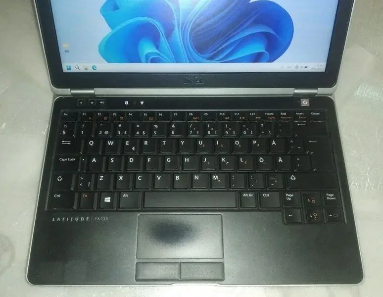 Ноутбук Dell Latitude E6230 4