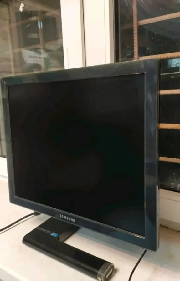 монитор Samsung 971p 5