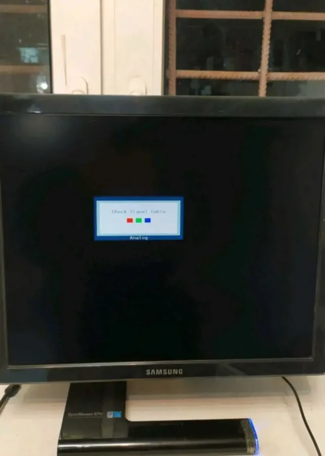 монитор Samsung 971p 2