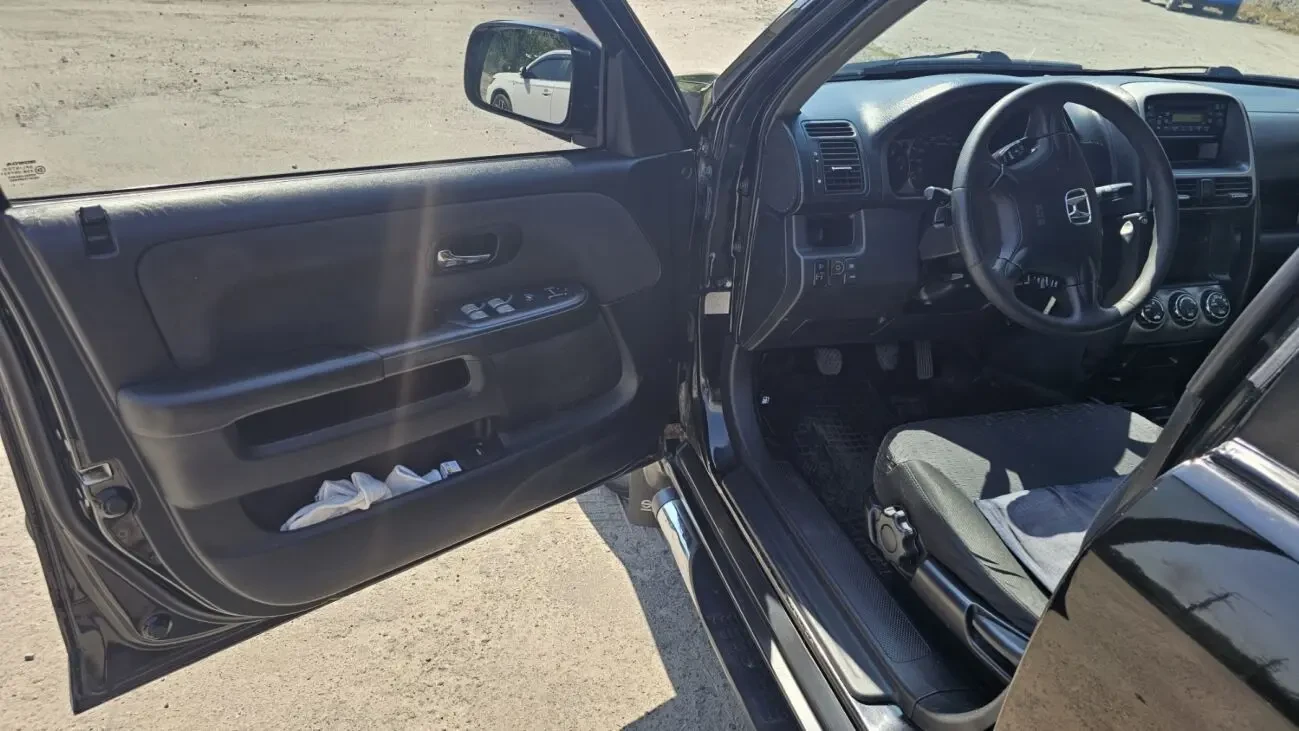 Продам авто Honda CR-V 2006р 6