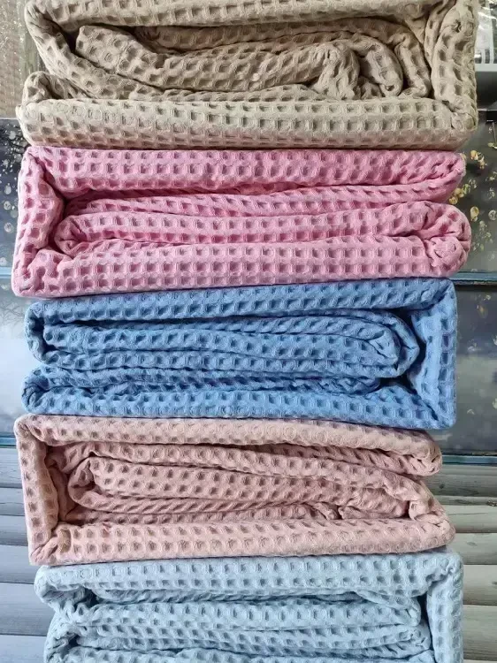 Простирадло з наволочками. 10