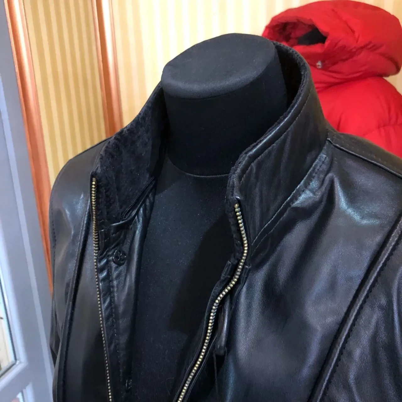 Belstaff шкіряні куртки Італія 7