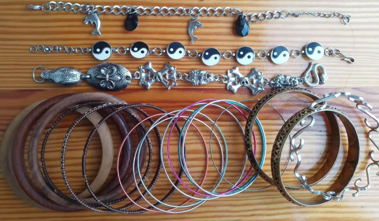 Набор браслет на руку металл ом, дерево, бисер, фенечки нитки, пластик 2