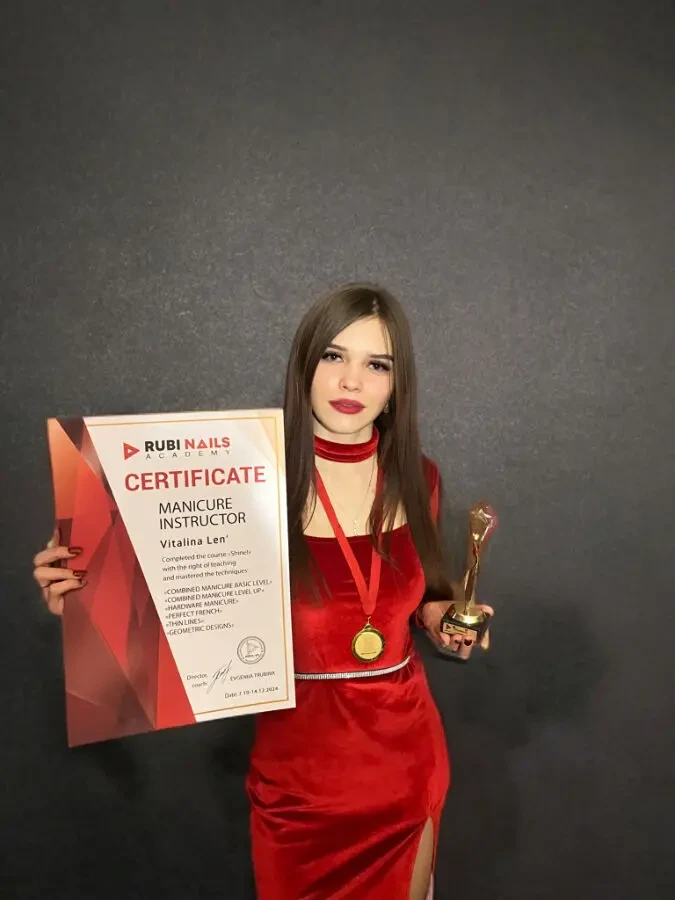 Навчання манікюру та педикюру від LeVi