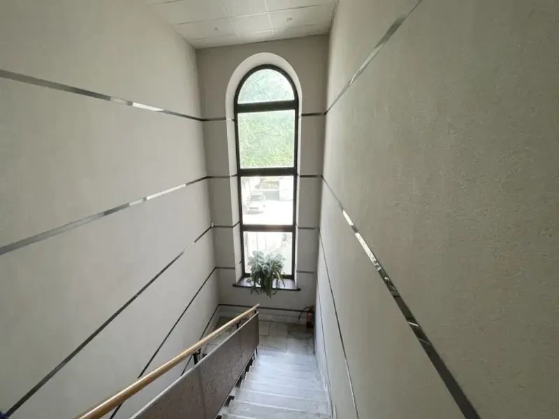 Здание на 15,6 сотках. Госакт. пр. Гагарина/Французский бульвар. 7