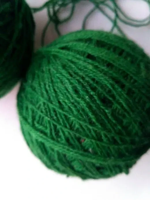 Пряжа нитки красивый зеленый цвет шерсть Вес 145 гр Для  рукоделияк 5