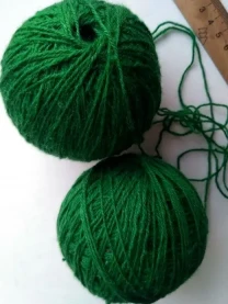 Пряжа нитки красивый зеленый цвет шерсть Вес 145 гр Для  рукоделияк