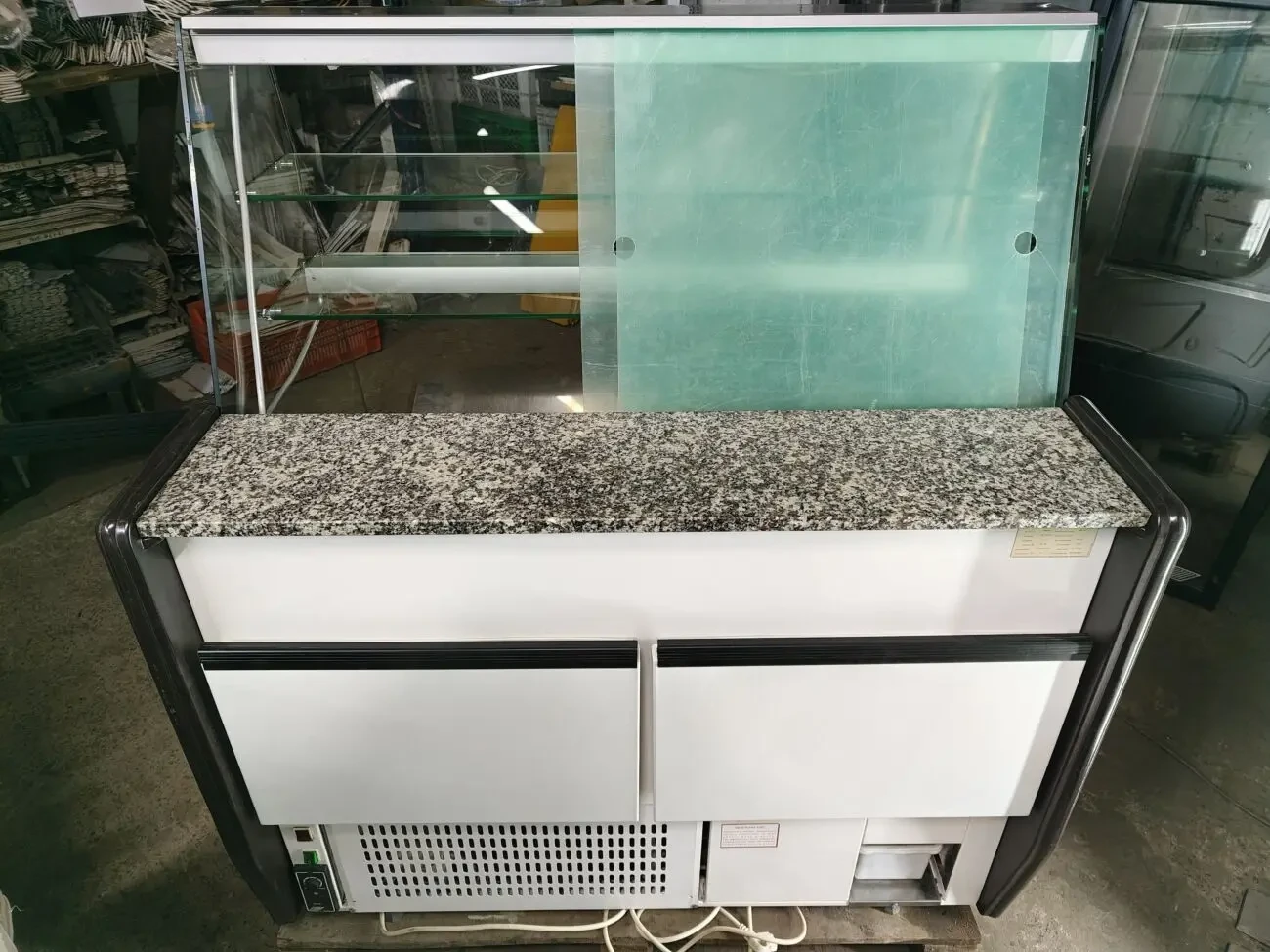 Кондитерська холодильна вітрина Cold, вітрина кондитерська 7