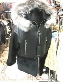 Дублянка жіноча,сучасна,є великі розміри
