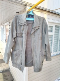 Джинсова чоловіча курточка