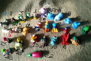 Игрушка игрушки киндер сюрприз фигурки разные