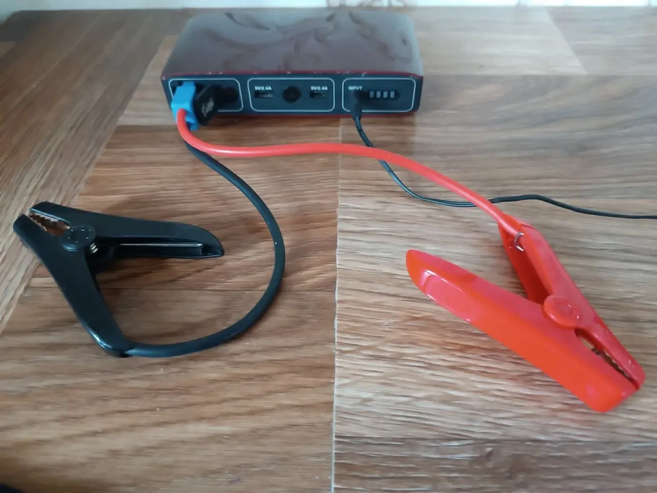 HALO Bolt 57720 mWh. Портативное автомобильное пусковое устройство. 3