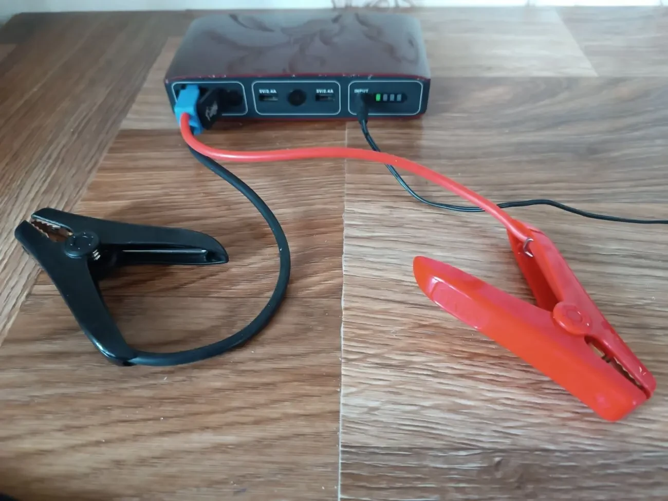 HALO Bolt 57720 mWh. Портативное автомобильное пусковое устройство. 4