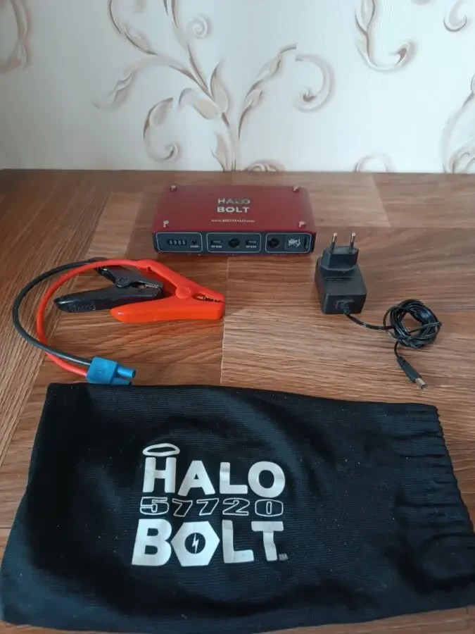 HALO Bolt 57720 mWh. Портативное автомобильное пусковое устройство.