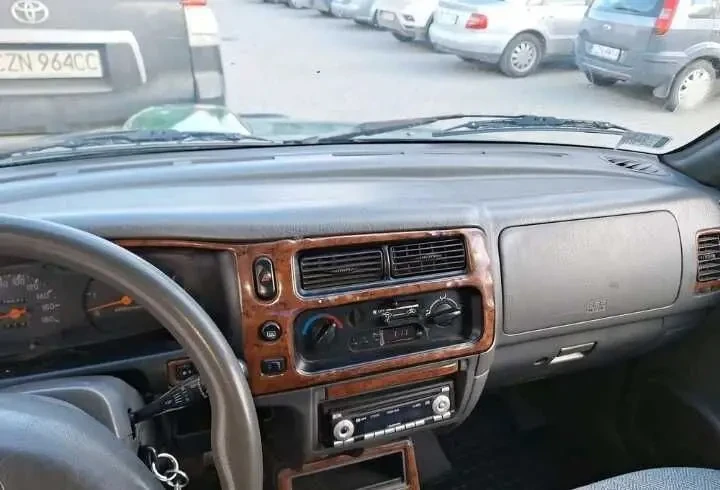 Пікап Mitsubishi L200 дихель 10