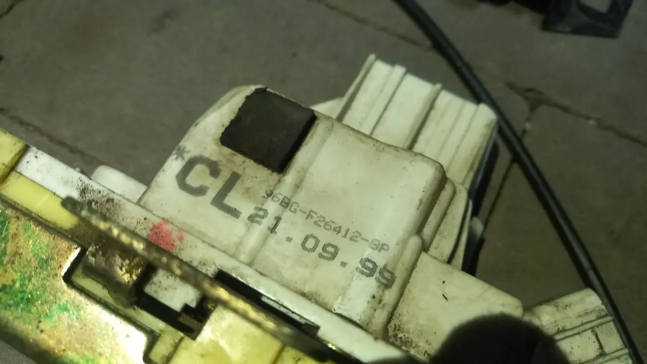 Замок дверей задньої права Ford Mondeo mk2 1996-2000 96BGF26412BP 3