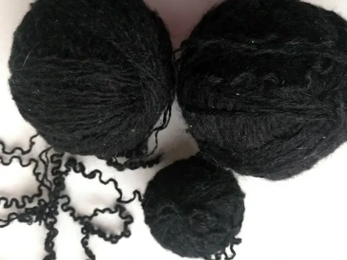 Пряжа нитки бирюзовый и черный цвет с шерстью ,  390 г 10