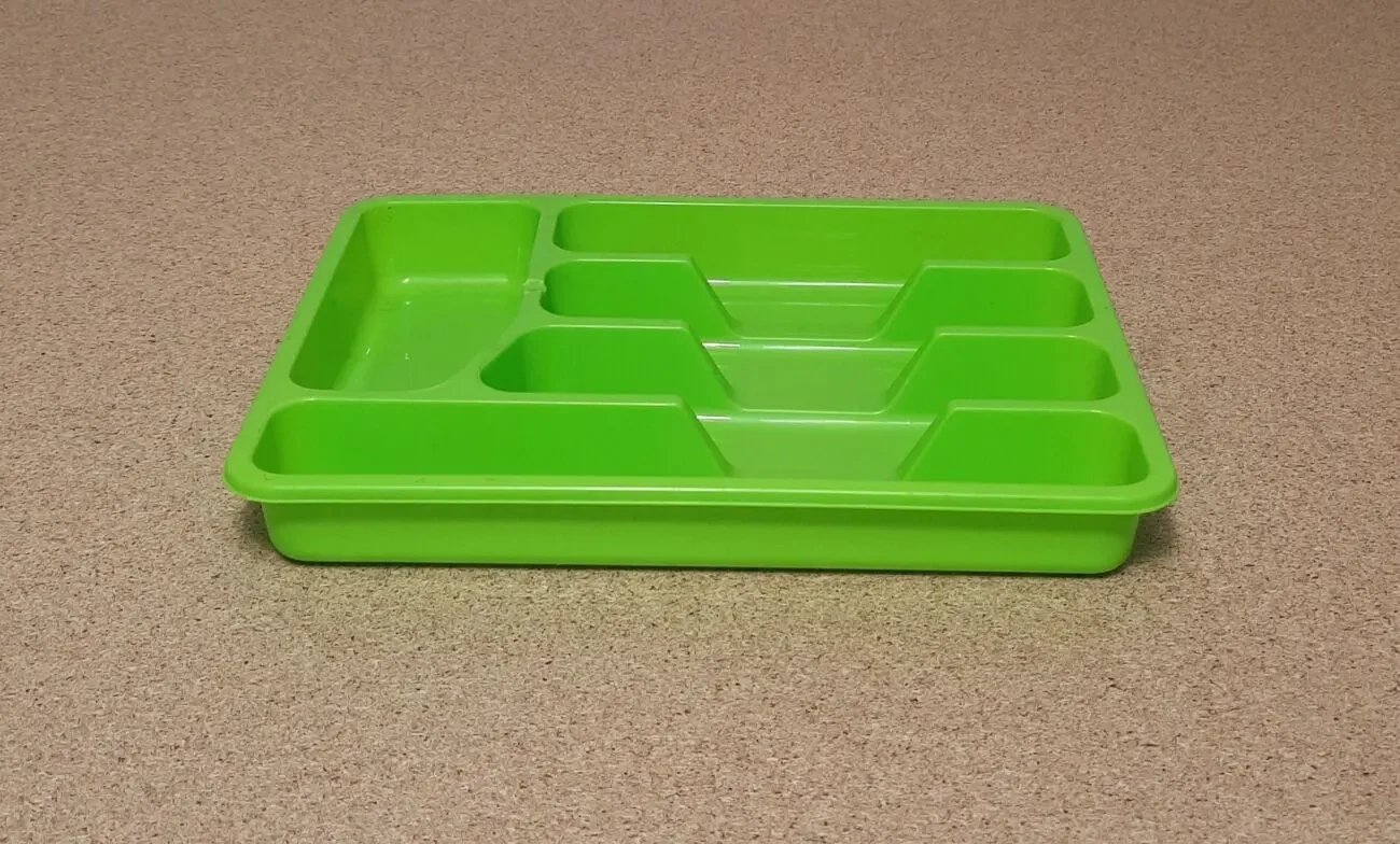 Лоток для столового принаддя.Лоток для столовых приборов