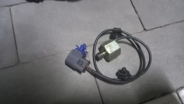 Датчик детонації	Mazda 3 bk	ZJ0118921 / E1T50371