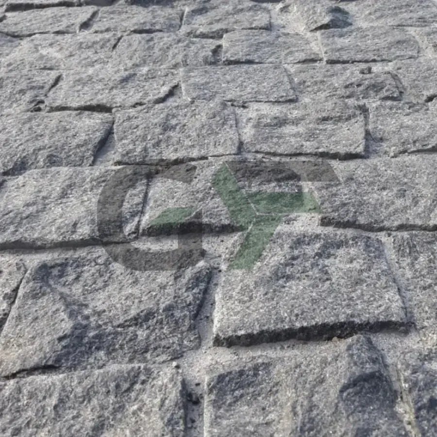 Бруківка 10х10х5 колота чорна граніт габро в наявності 10