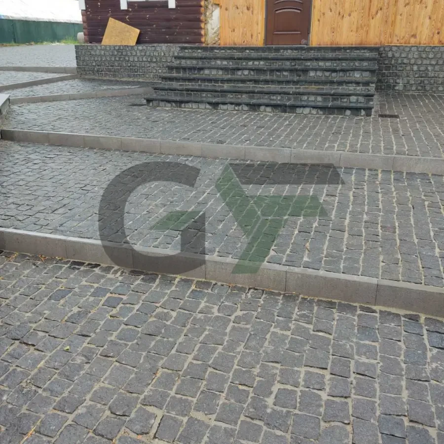 Бруківка 10х10х5 колота чорна граніт габро в наявності 7