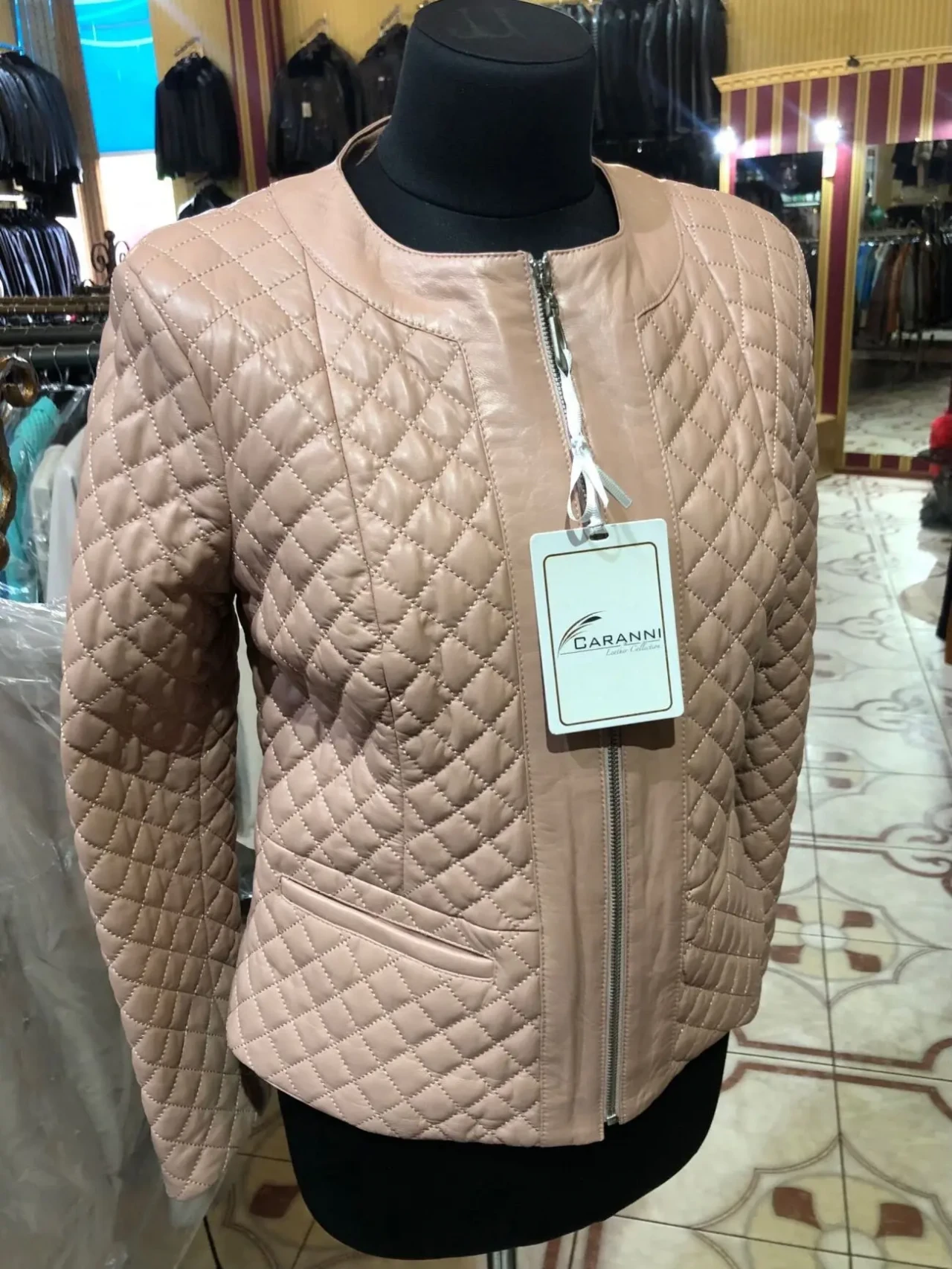 Шкіряна куртка,стьогана рожева