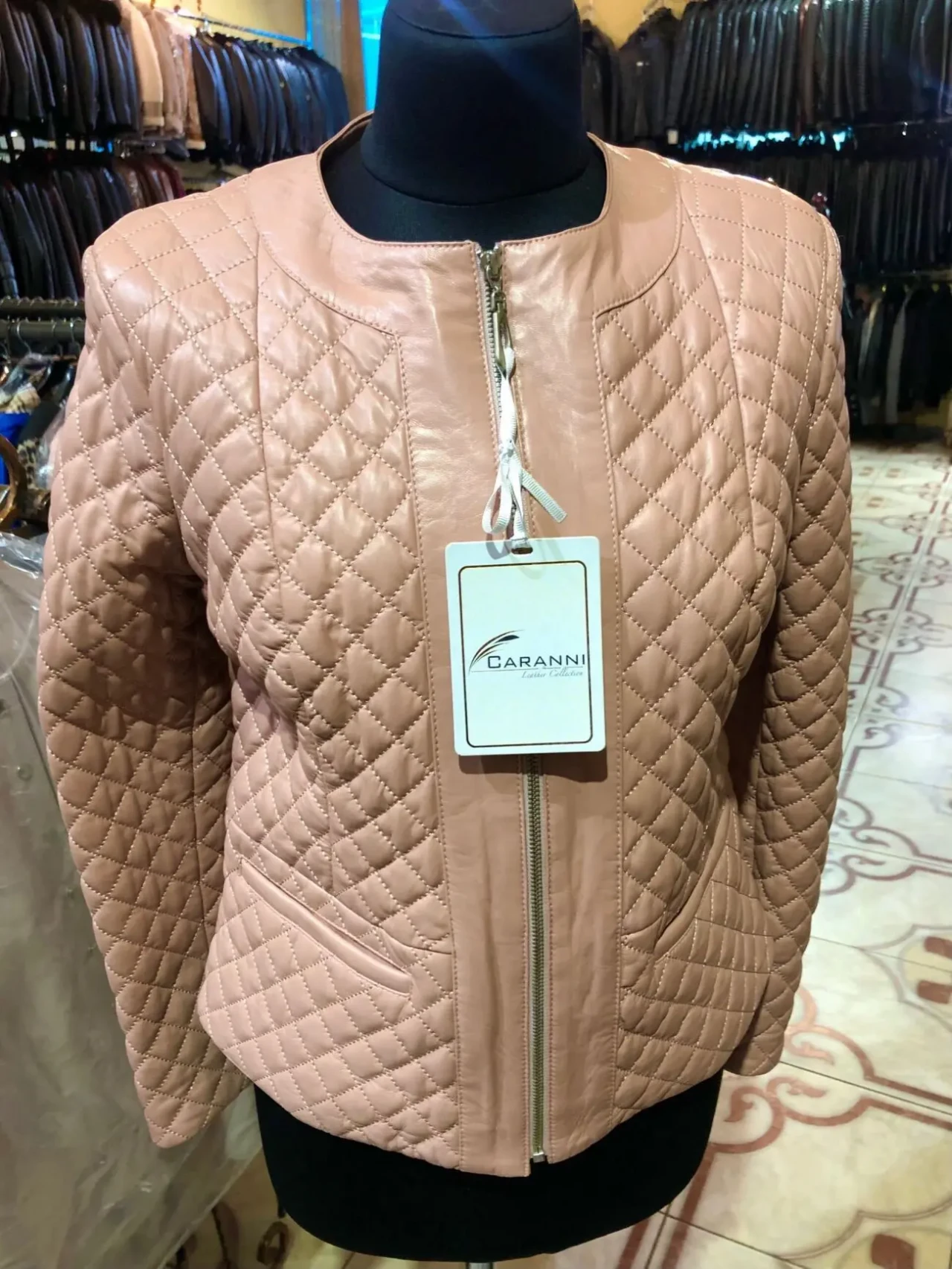 Шкіряна куртка,стьогана рожева 2