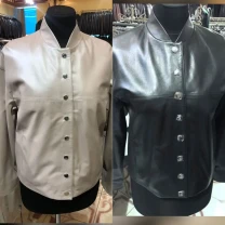 Шкіряна куртка Valentino,пудра,кнопки