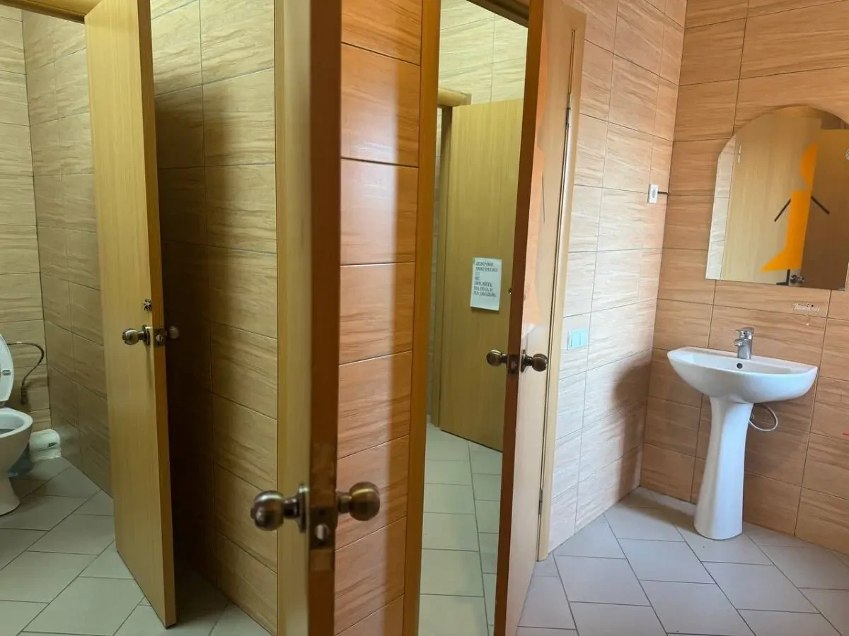 Оренда офісного приміщення 285 кв.м. (вул.Миру,3) 8