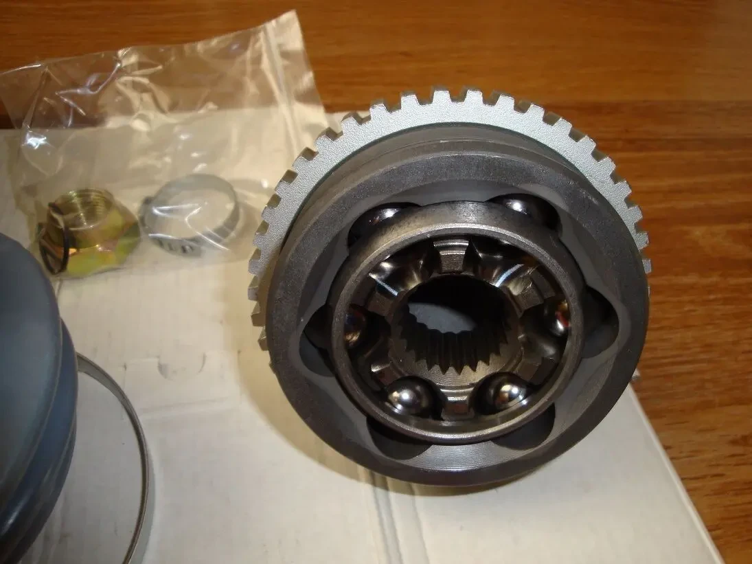 Шрус зовнішній Ваз 1117, 1118, 1119, 2170, 2171, 2172 Калина, Гранта 3