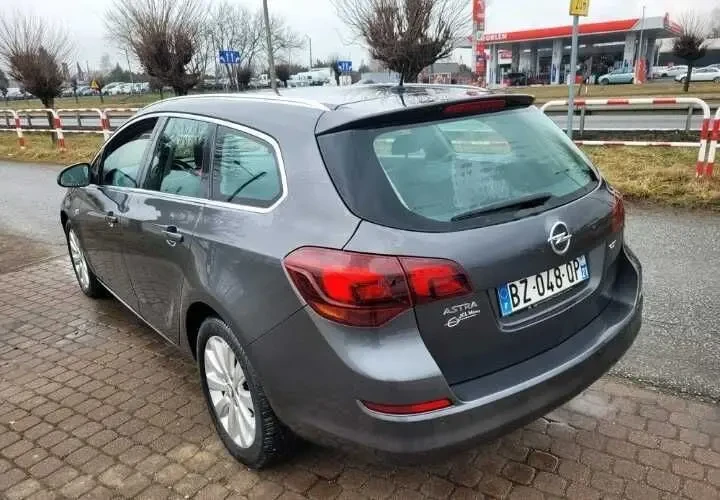 Opel Astra 1.7 Дизельное 5