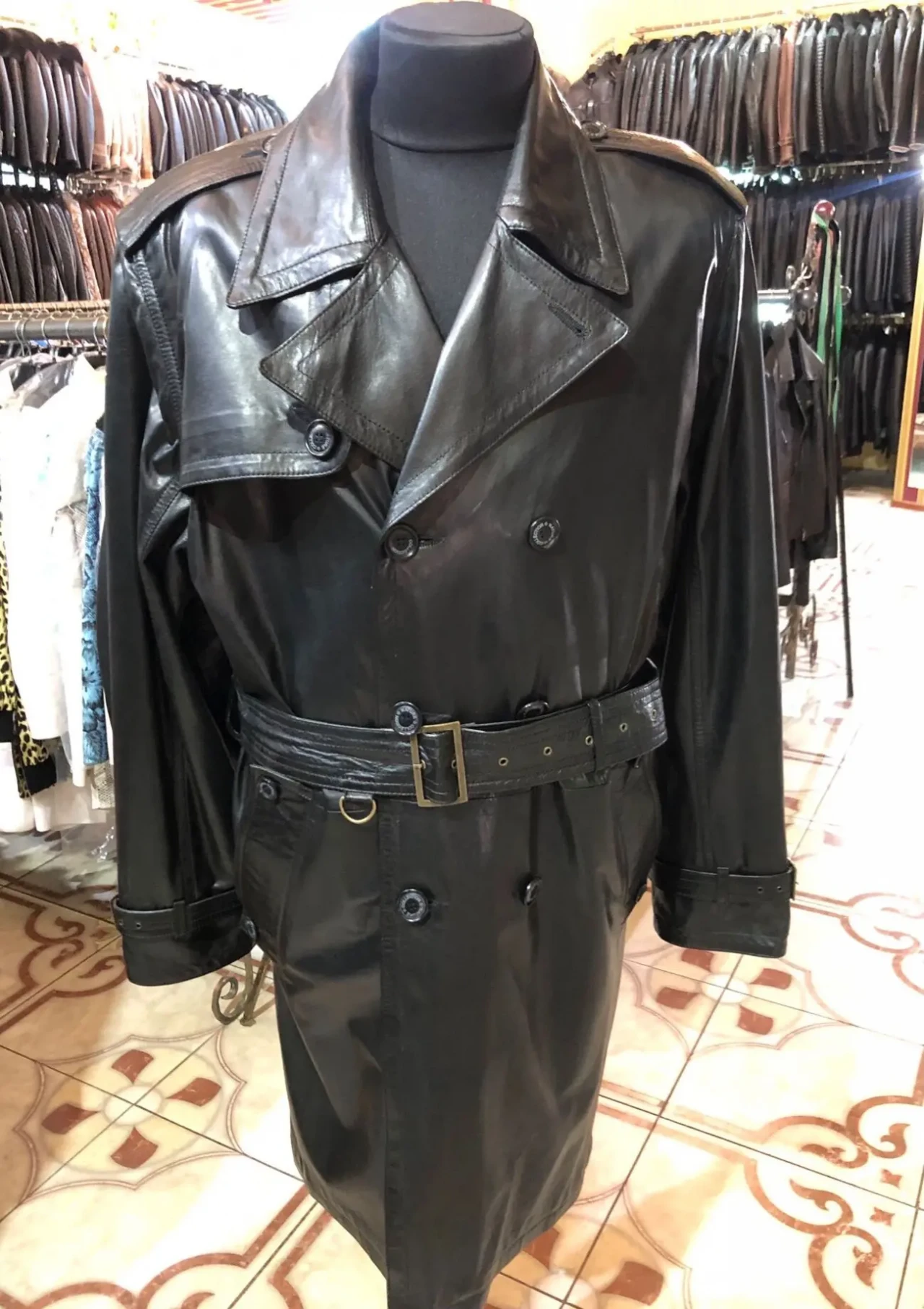 Шкіряний чоловічий плащ,тренч Італія