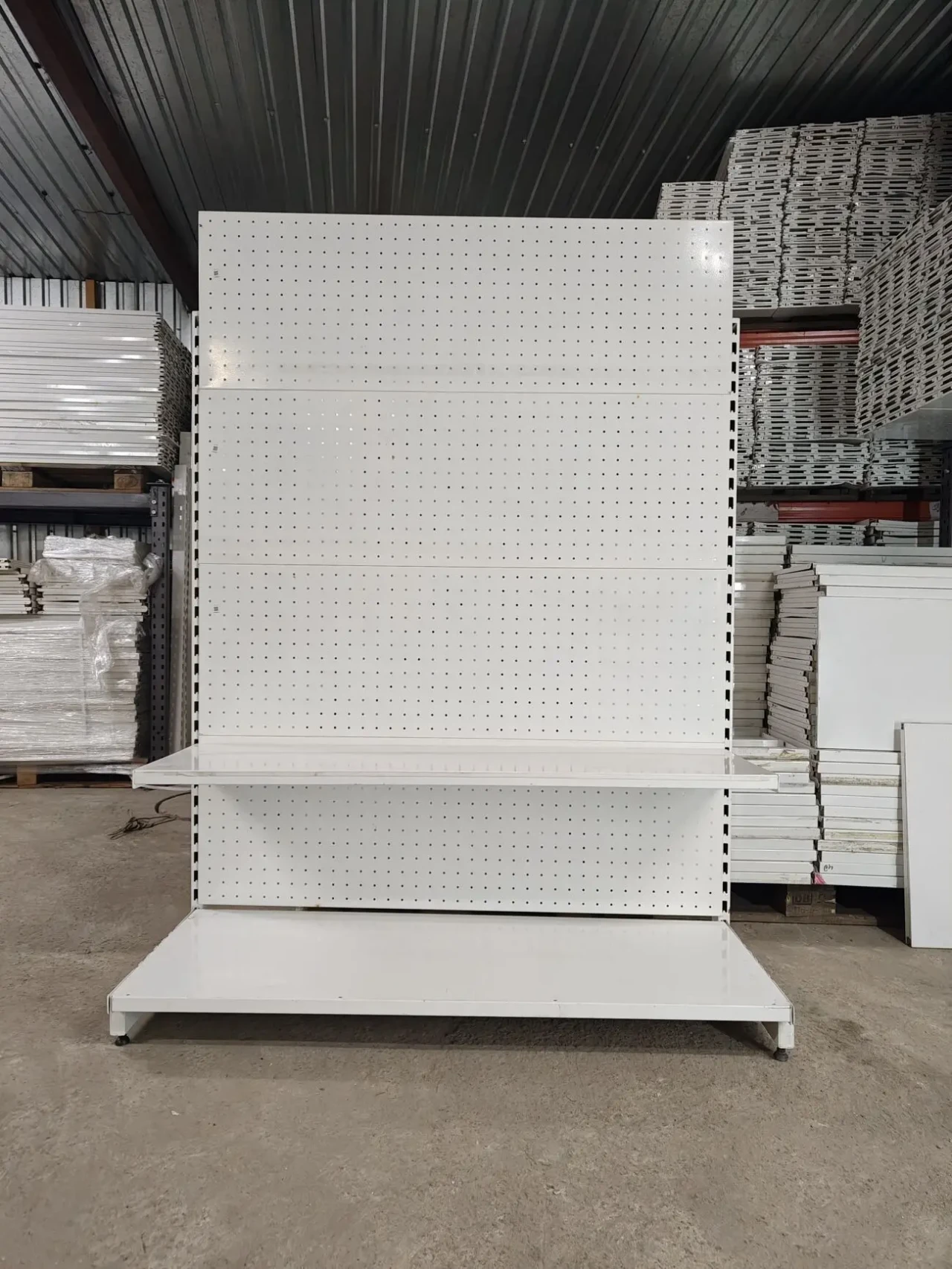 Стелажі перфорація, торгові стелажі, перфорований стелаж 5