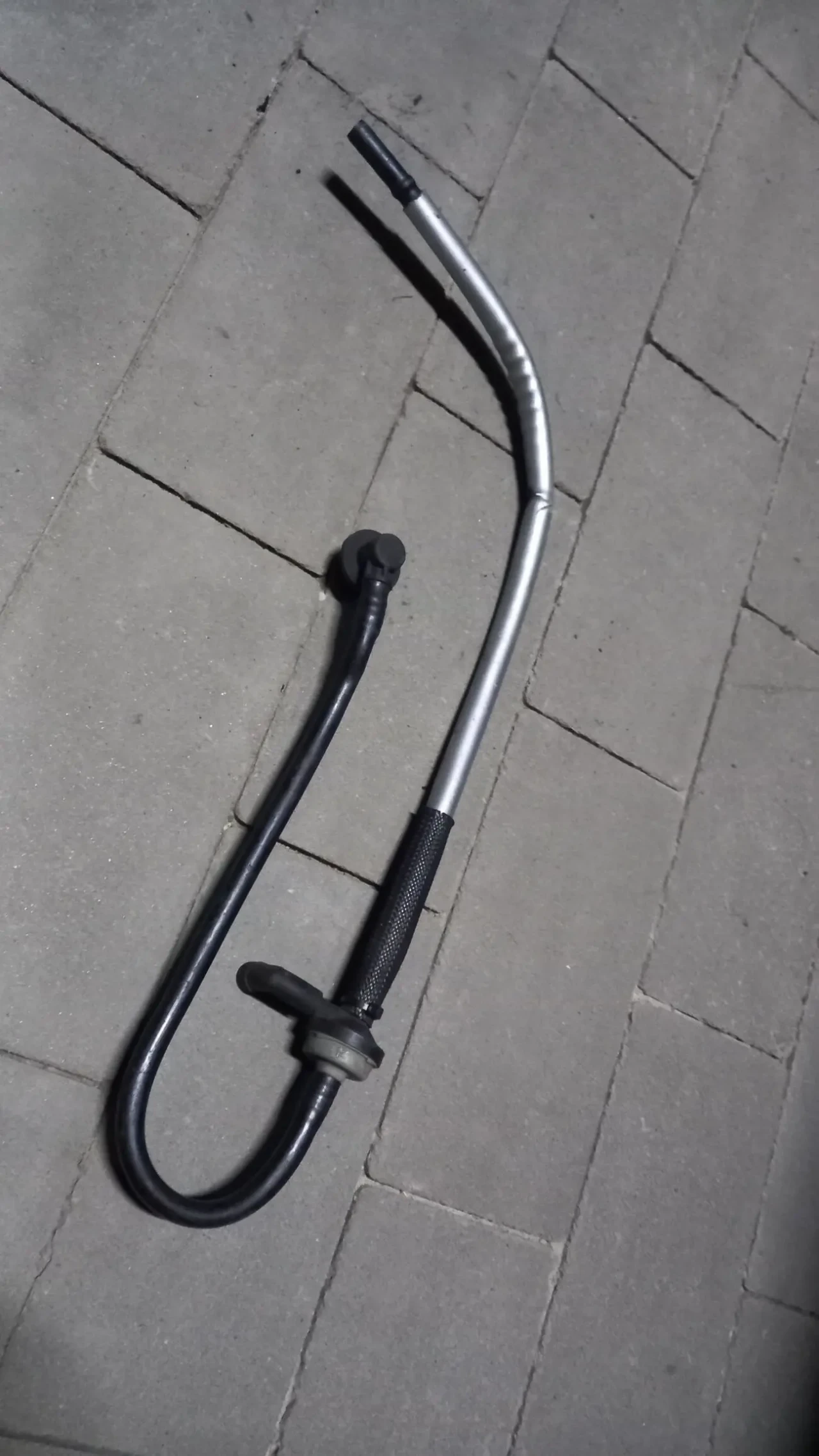 Шланг патрубок трубка гальм Ford mondeo mk3 2S712420DA  2S71-2420-DA 2