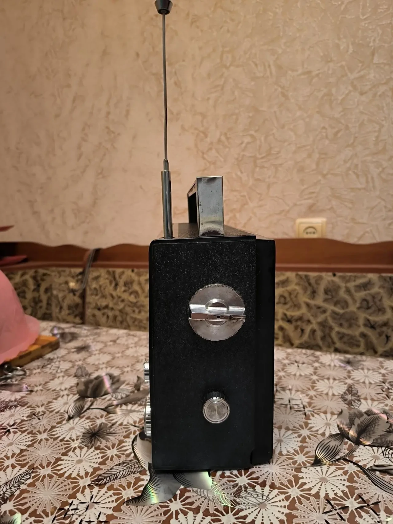 РадиоприемникVEF-202. 3