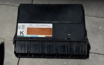 Блок комфорту Ford mondeo mk3 1S7T15K600KD модуль