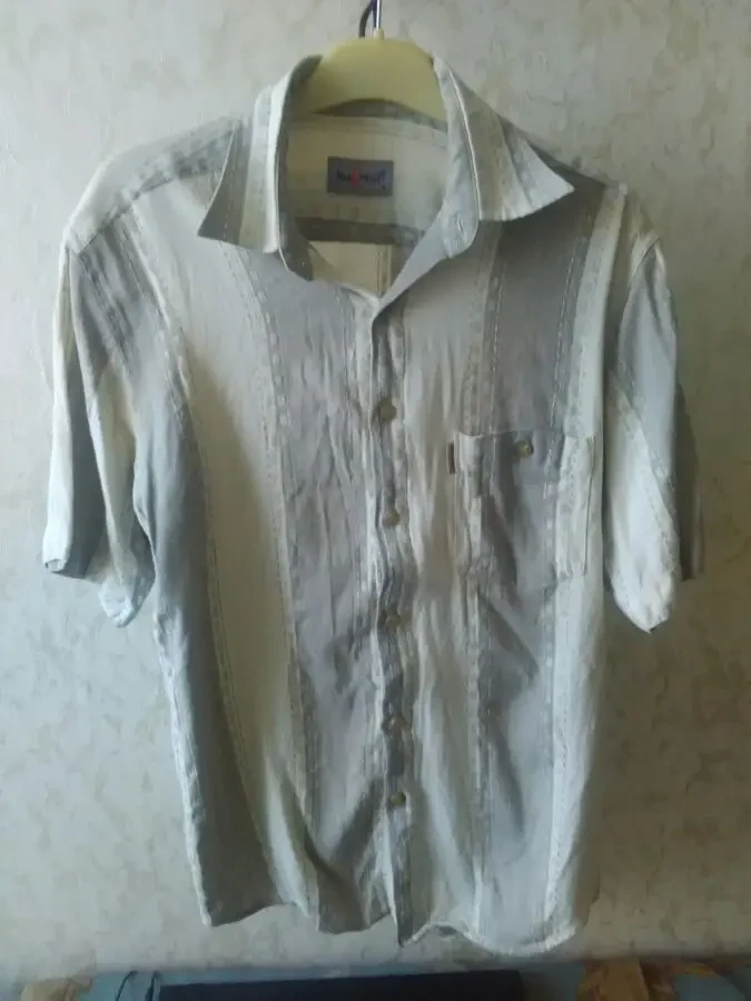 Льняная рубашка с коротким рукавом (Турция).